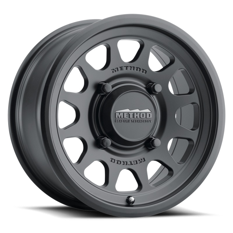 Method MR414 Bead Grip 15x7 / 4+3/13mm Offset / 5x4.5 / 76mm CB Matte Black Wheel