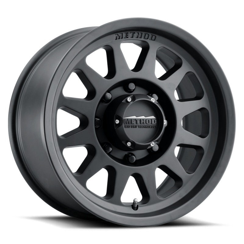 Method MR704 HD 17x9 18mm Offset 8x170 130.81mm CB Matte Black Wheel